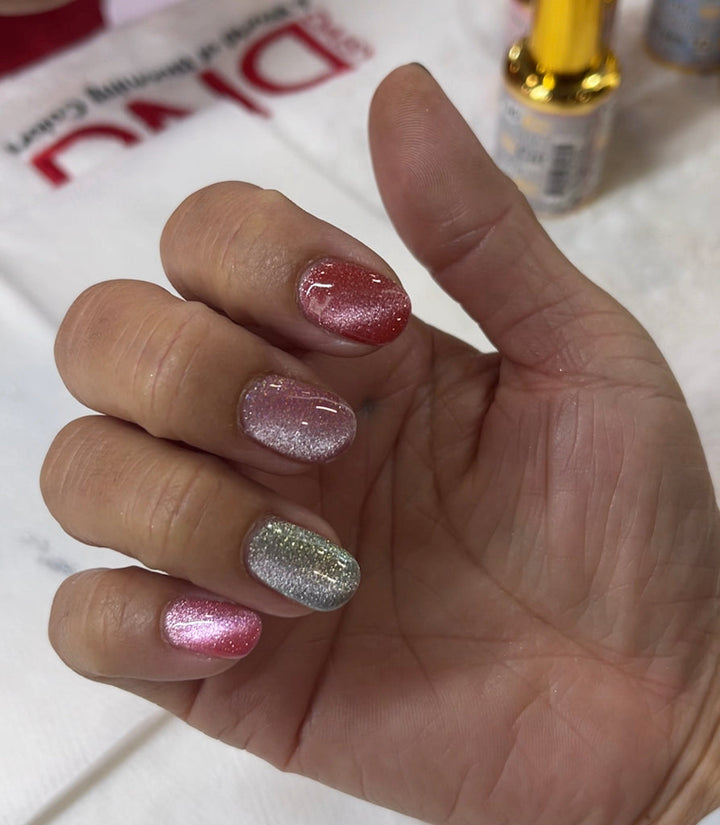 DND 9D Cat Eye Creamy #26 – Cleocatra