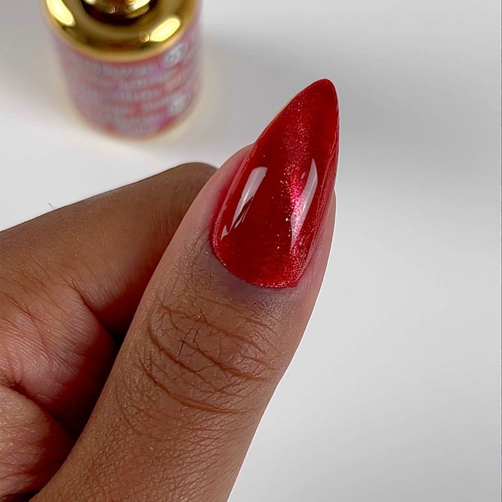 DND 9D Cat Eye Smoothie #03 – Ruby Mirage