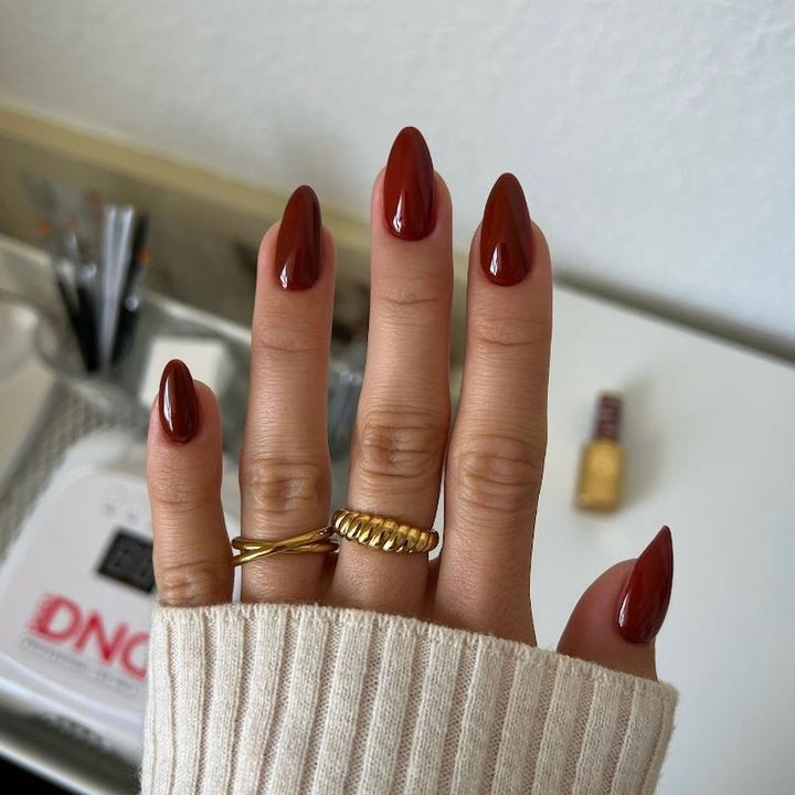 DND Chocolate Red DIVA #251