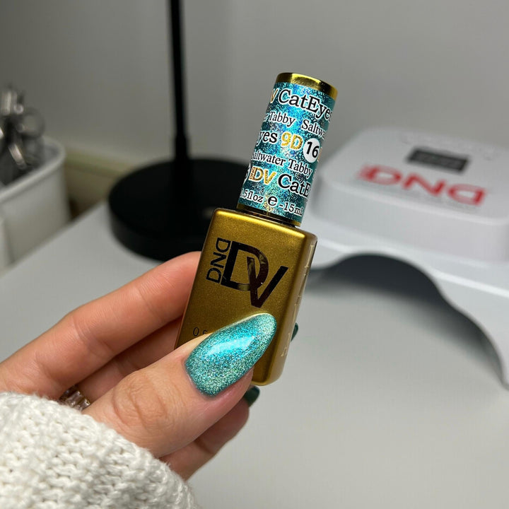 DND DIVA 9D Cat Eye Candy #16 - Saltwater Tabby