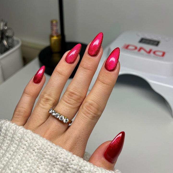 DND DIVA 9D Cat Eye Candy #17 - Ro-meowtic