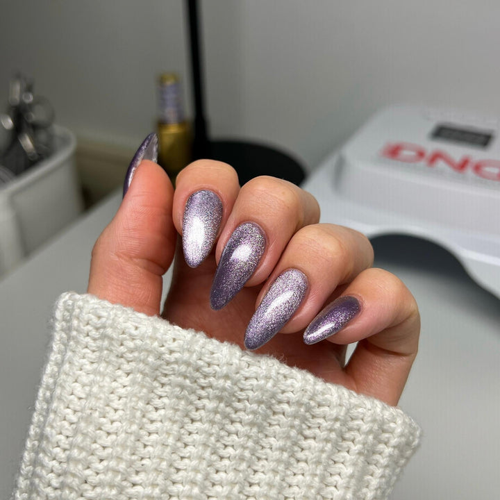 DND DIVA 9D Cat Eye Candy #19 - Wild Berry