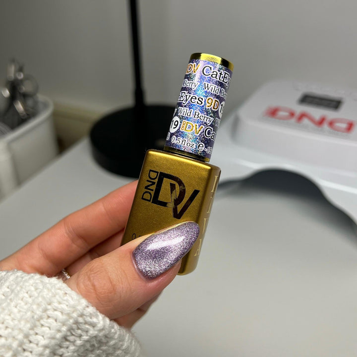 DND DIVA 9D Cat Eye Candy #19 - Wild Berry
