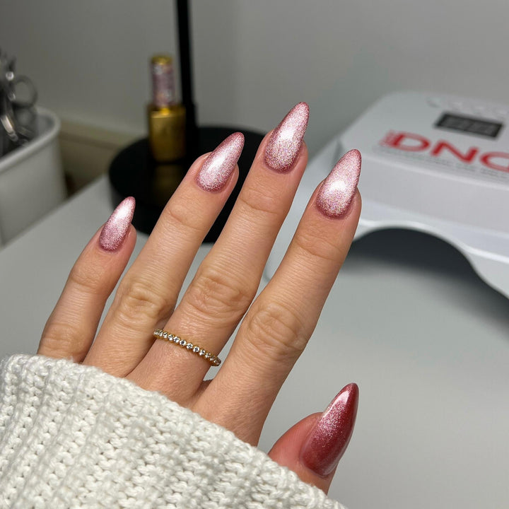 DND DIVA 9D Cat Eye Daydream #29 - Wanna Be Yours - Final Sale