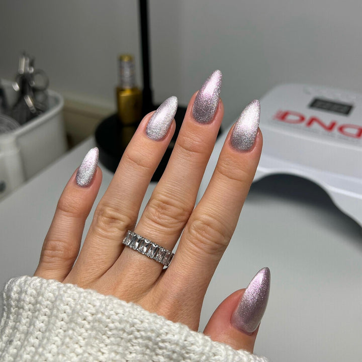 DND DIVA 9D Cat Eye Daydream #32 - Catty Ever After