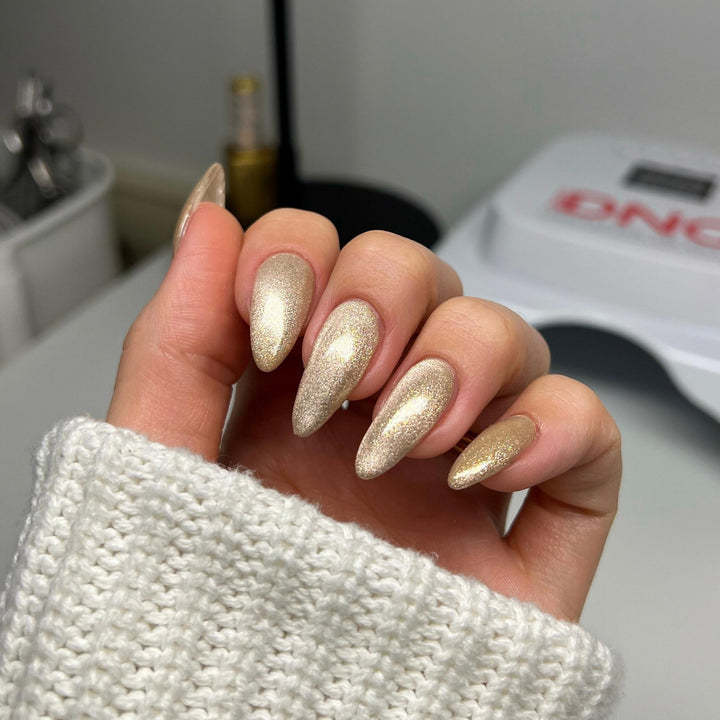 DND DIVA 9D Cat Eye Daydream #34 - Fur-st Place - Final Sale