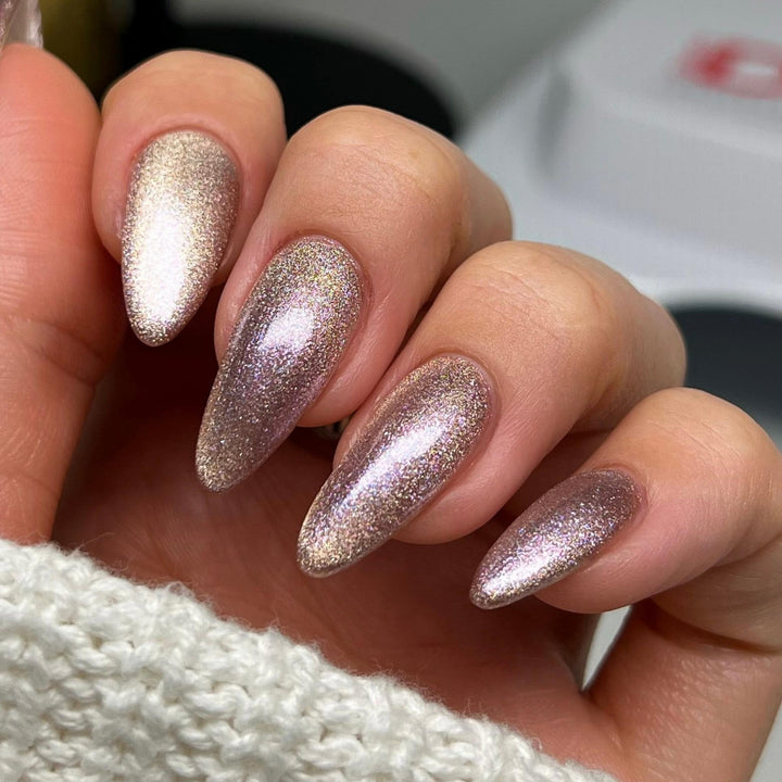 DND DIVA 9D Cat Eye Daydream #35 - Hazel Dreams