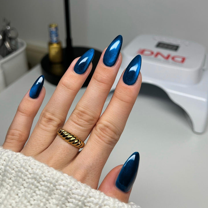 DND DIVA 9D Cat Eye Glassball #04 - Loyal To You