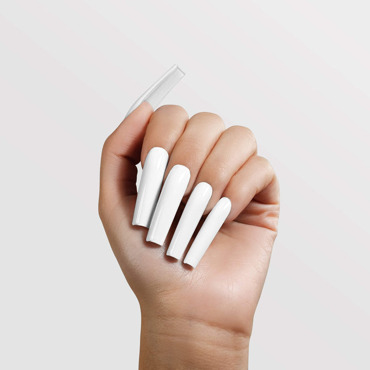 Chaun Legend White