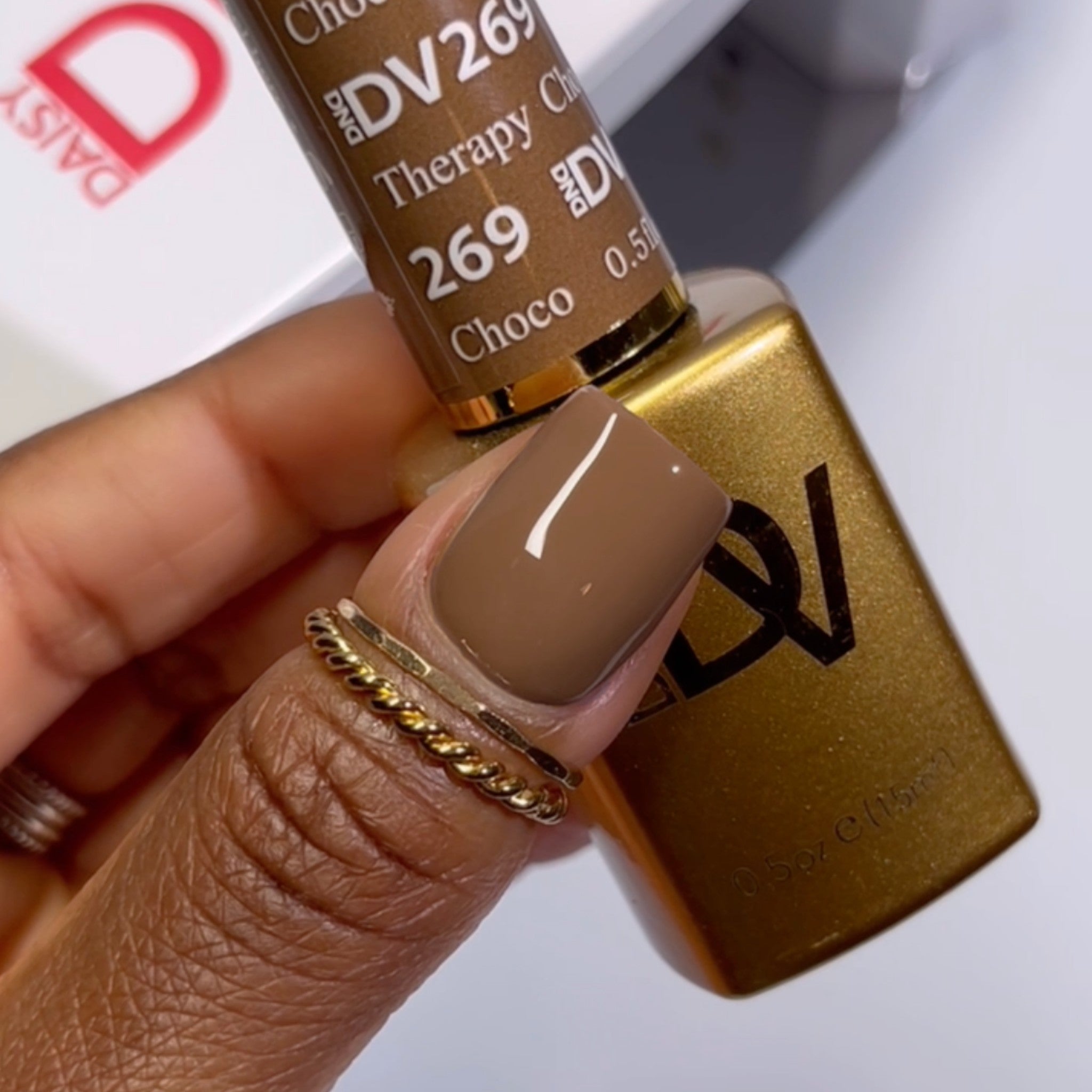 DND Chocolate Therapy DIVA #269 – Essentials Nail Supply