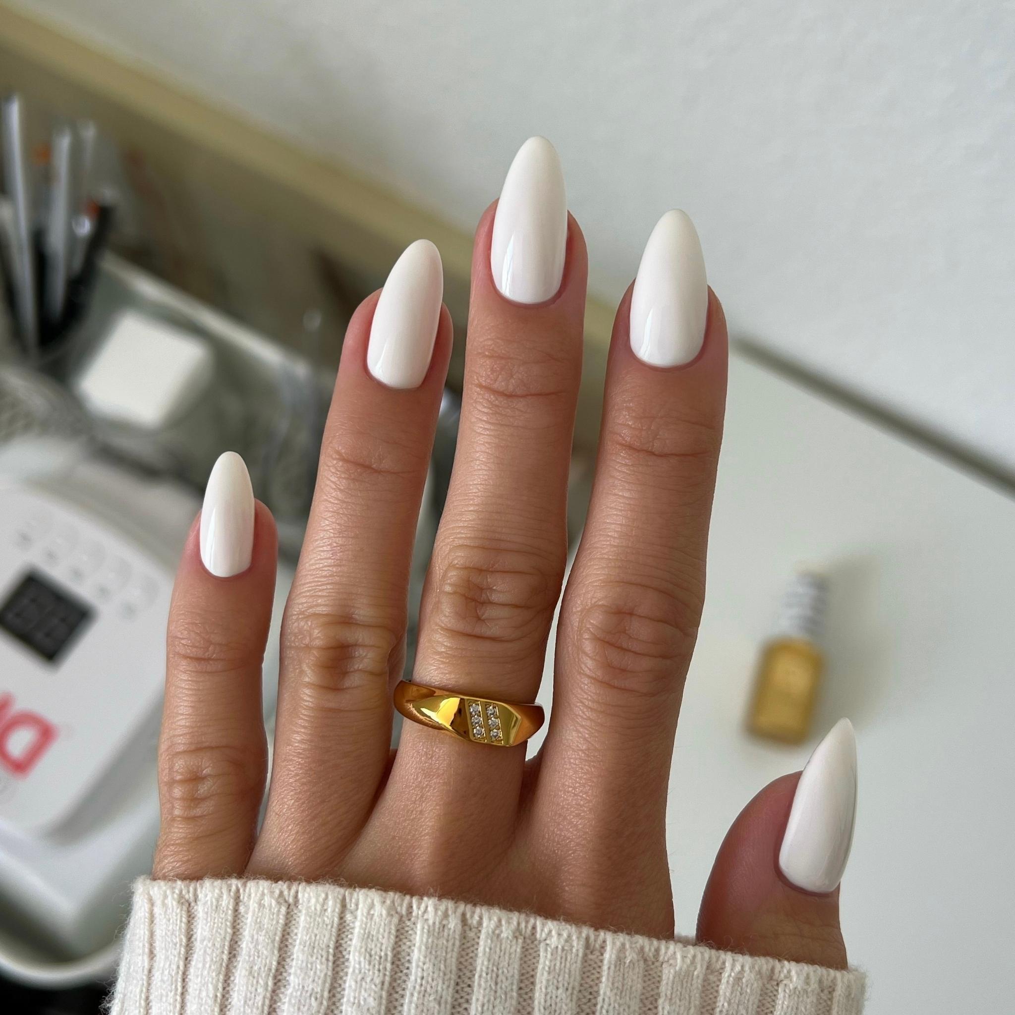 DND Creampuff DIVA #074 – Essentials Nail Supply