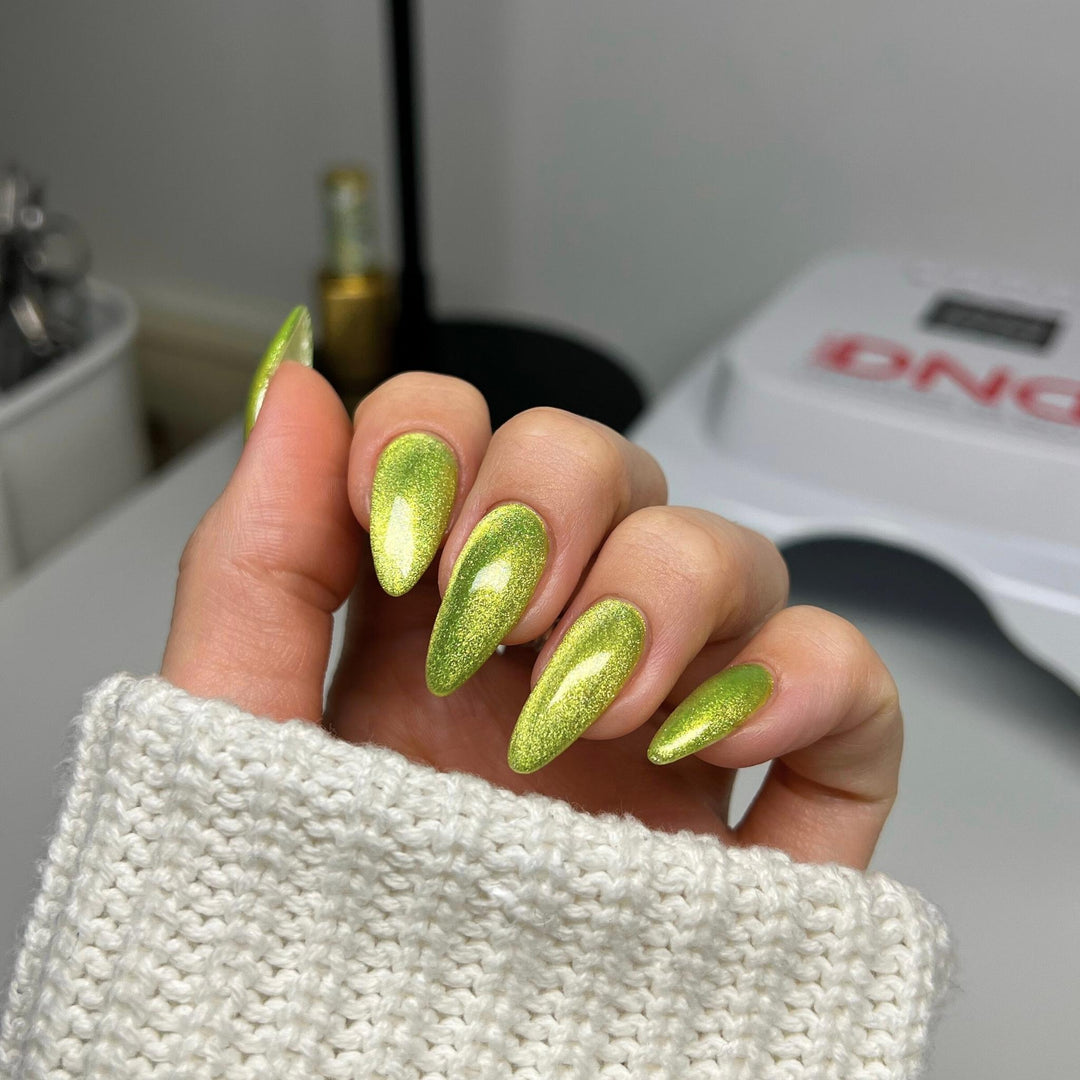 DND DIVA 9D Cat Eye Candy #15 - Lemon Whiskers