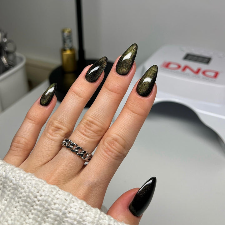 DND DIVA 9D Cat Eye Glassball #06 - Meow Or Never