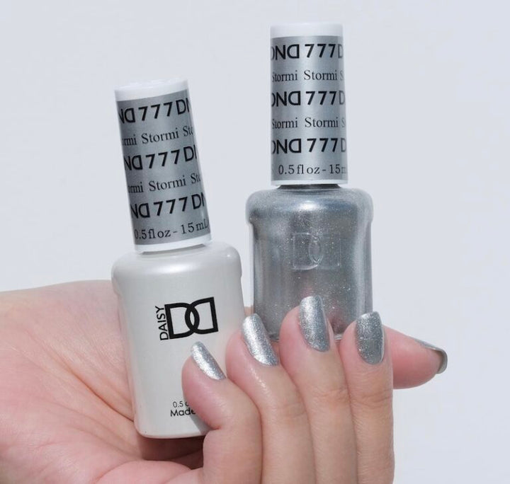 DND Stormi gel polish & Lacquer Duos #777
